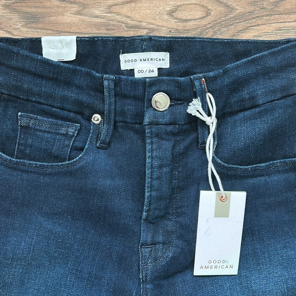 Good American Good Legs Straight Dark Denim Jeans - Picture 7 of 11